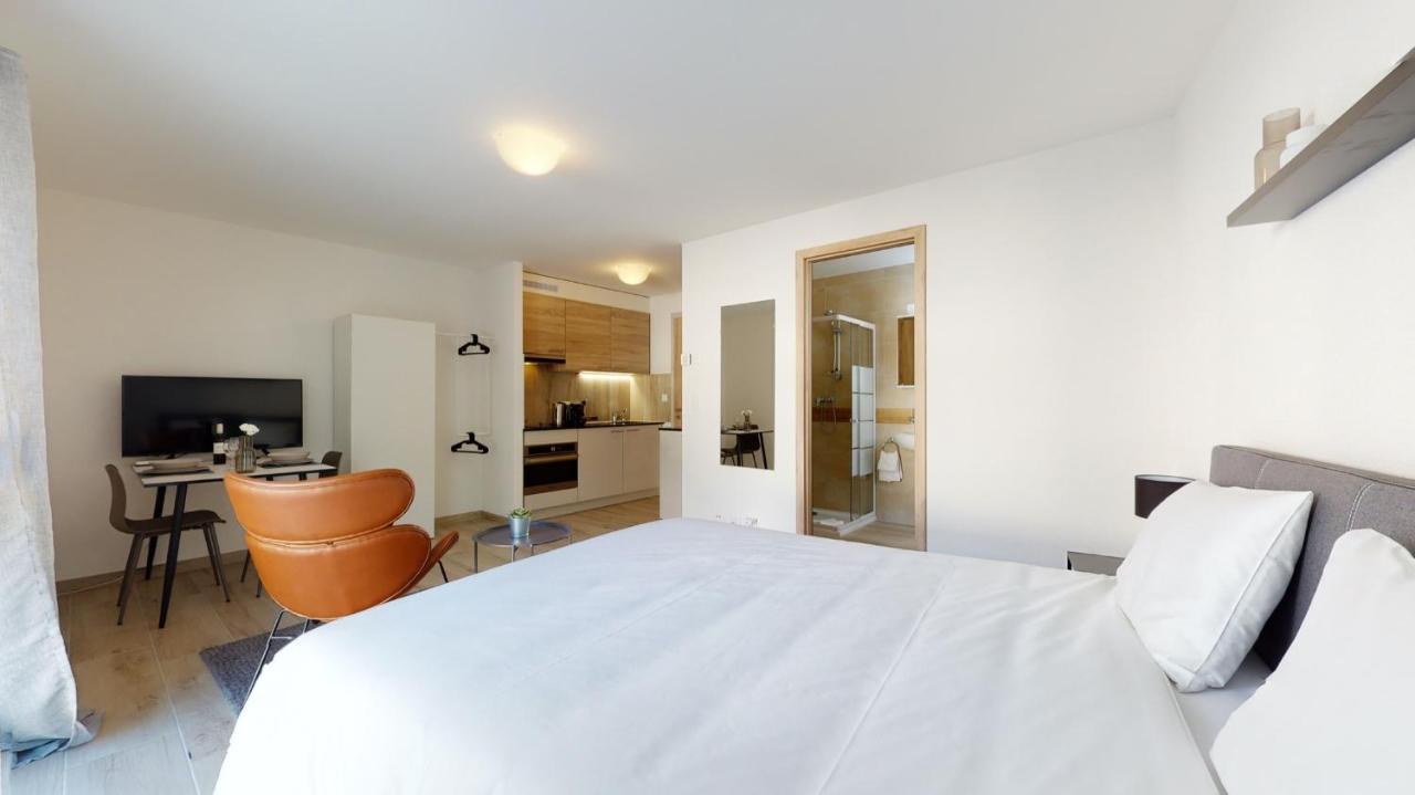 Nonanteneuf Appart Hotel Aigle - Contactless Check-In Extérieur photo